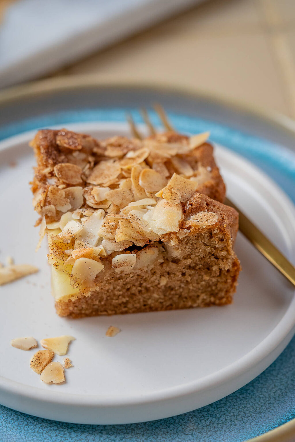 Versunkener Apfelkuchen - super saftig mit Zimt & Mandeln - Einfach Malene Versunkener Apfelkuchen - super saftig mit Zimt & Mandeln - Einfach Malene