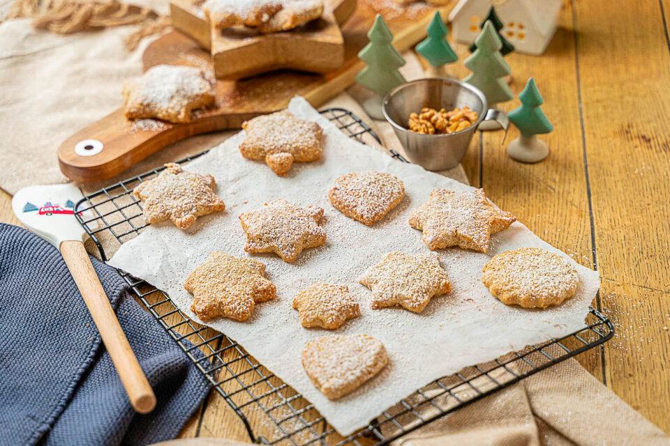 Marzipan-Walnuss-Plätzchen zum Ausstechen - Einfach Malene
