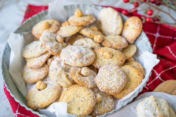 Nussplätzchen - köstliches Spritzgebäck - Einfach Malene Nussplätzchen - köstliches Spritzgebäck - Einfach Malene