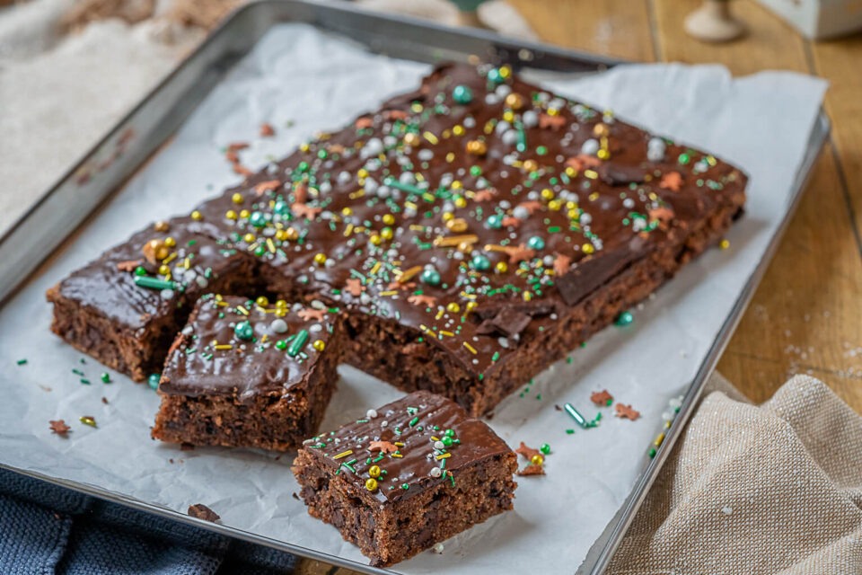 Schoko Lebkuchen vom Blech - weich, saftig und mega lecker - Einfach Malene