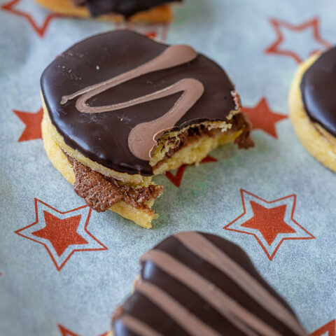 Gefüllte Marzipanplätzchen - Schoko-Marzipan-Taler