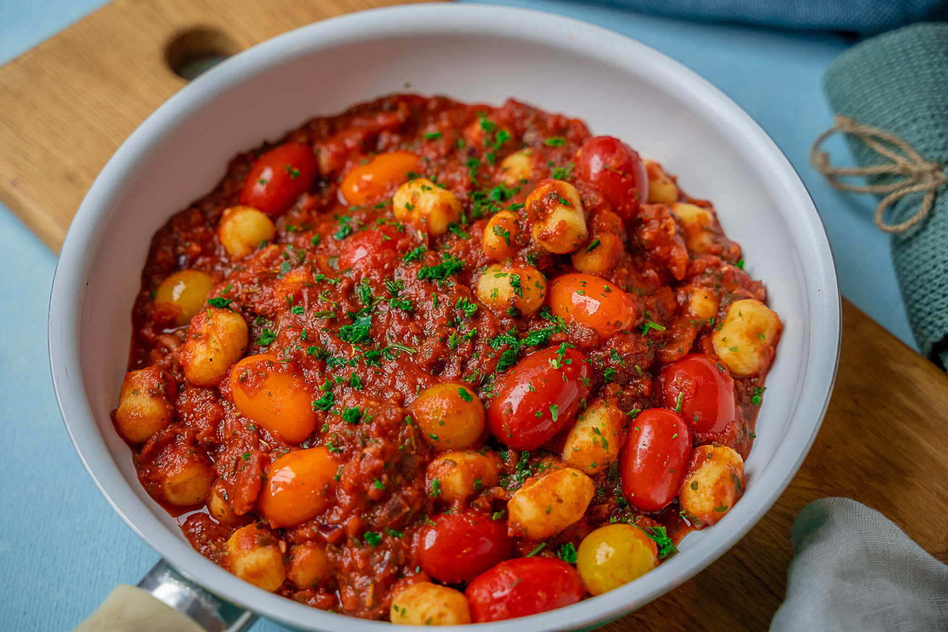 20 Minuten Gnocchi-Pfanne in Tomatensauce