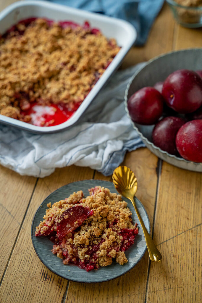 Pflaumen Crumble mit Zimtstreuseln