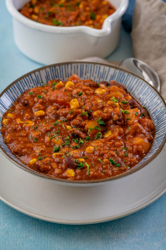 Chili sin Carne - vegetarisches Chili mit roten Linsen - Einfach Malene