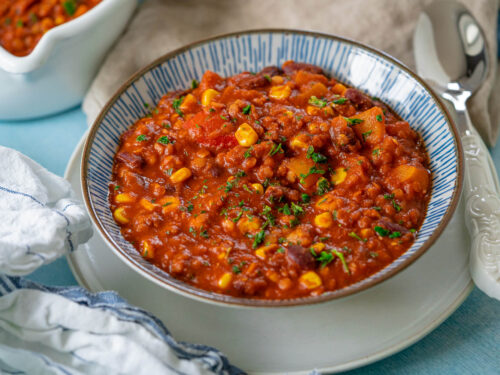 Chili sin Carne - vegetarisches Chili mit roten Linsen - Einfach Malene