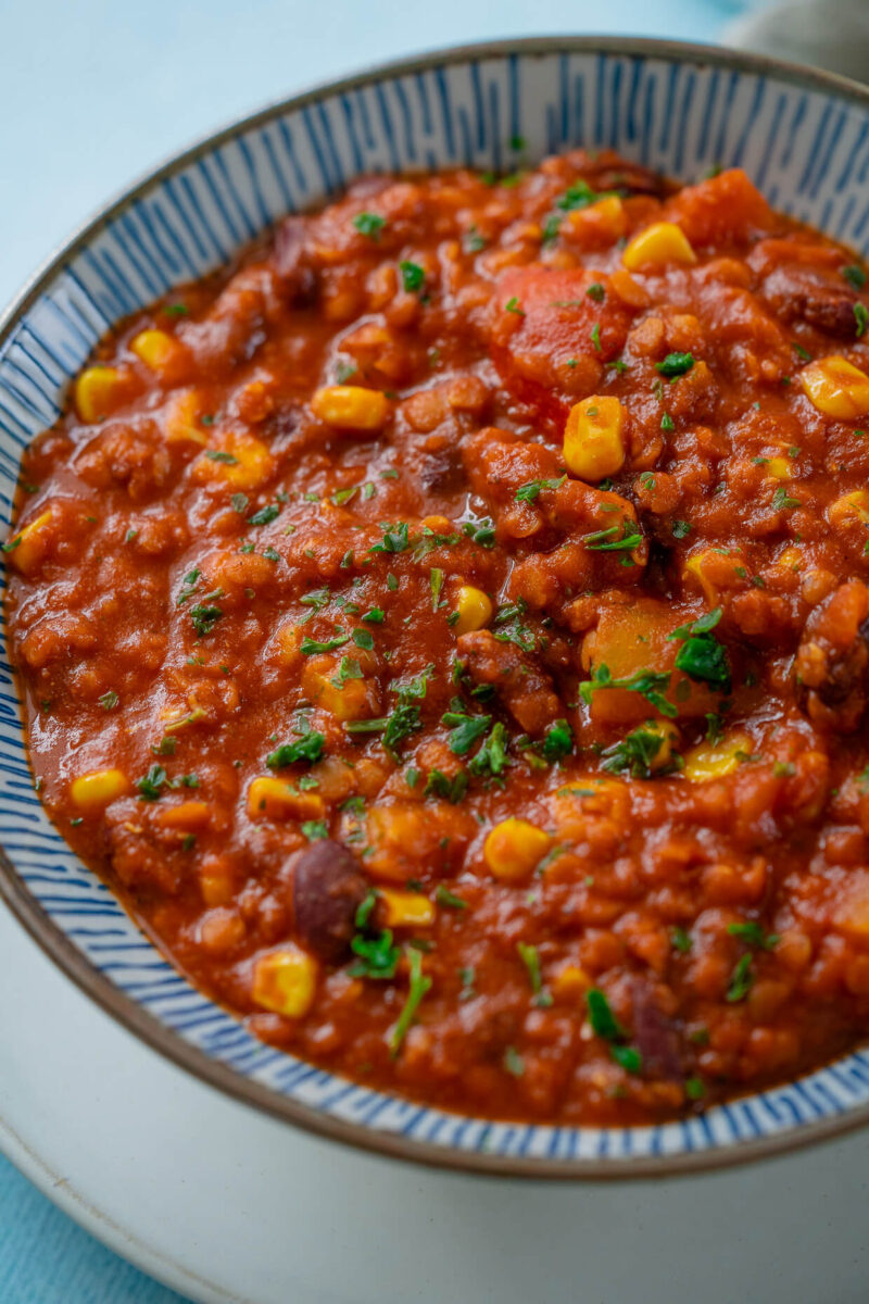 Chili sin Carne - vegetarisches Chili mit roten Linsen - Einfach Malene