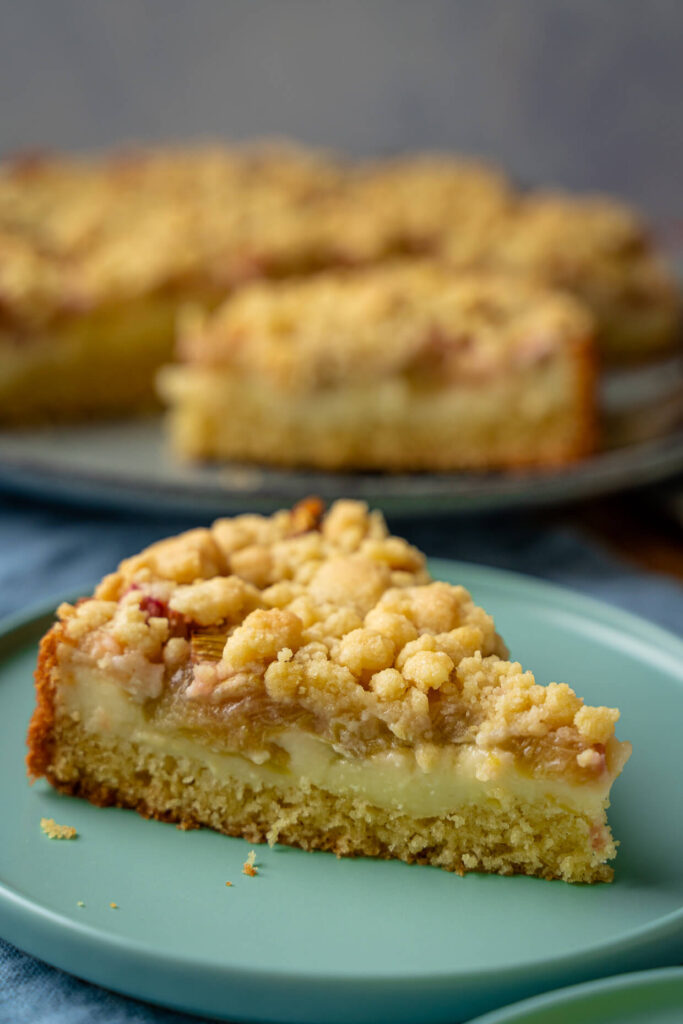 Rhabarberkuchen mit Pudding