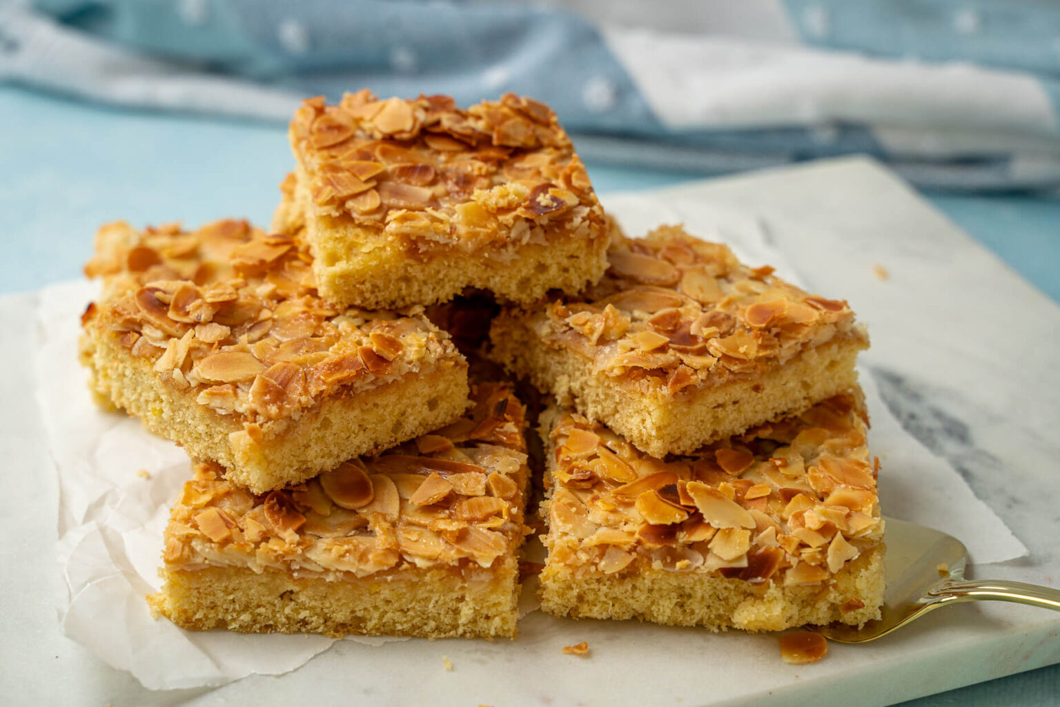 omas saftiger marmorkuchen vom blech