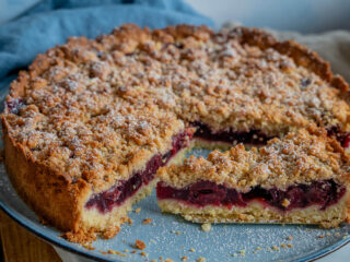 Kirschkuchen mit Streuseln
