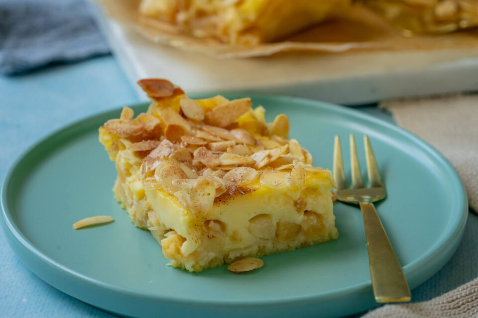 Omas Apfel Schmand Kuchen vom Blech - einfaches Rezept
