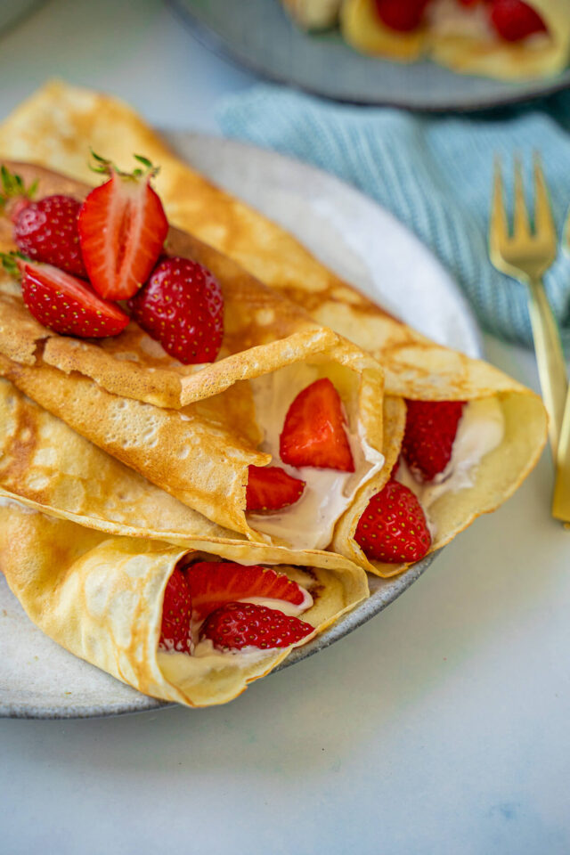 Erdbeer Crêpes mit Quarkcreme - so lecker und einfach - Einfach Malene
