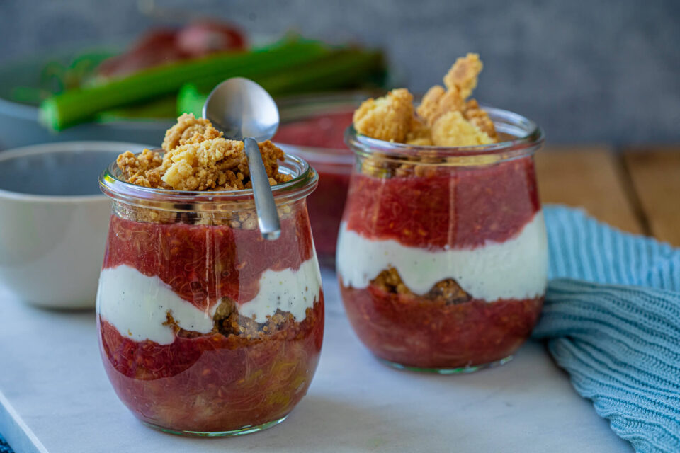 Rhabarber Dessert Im Glas