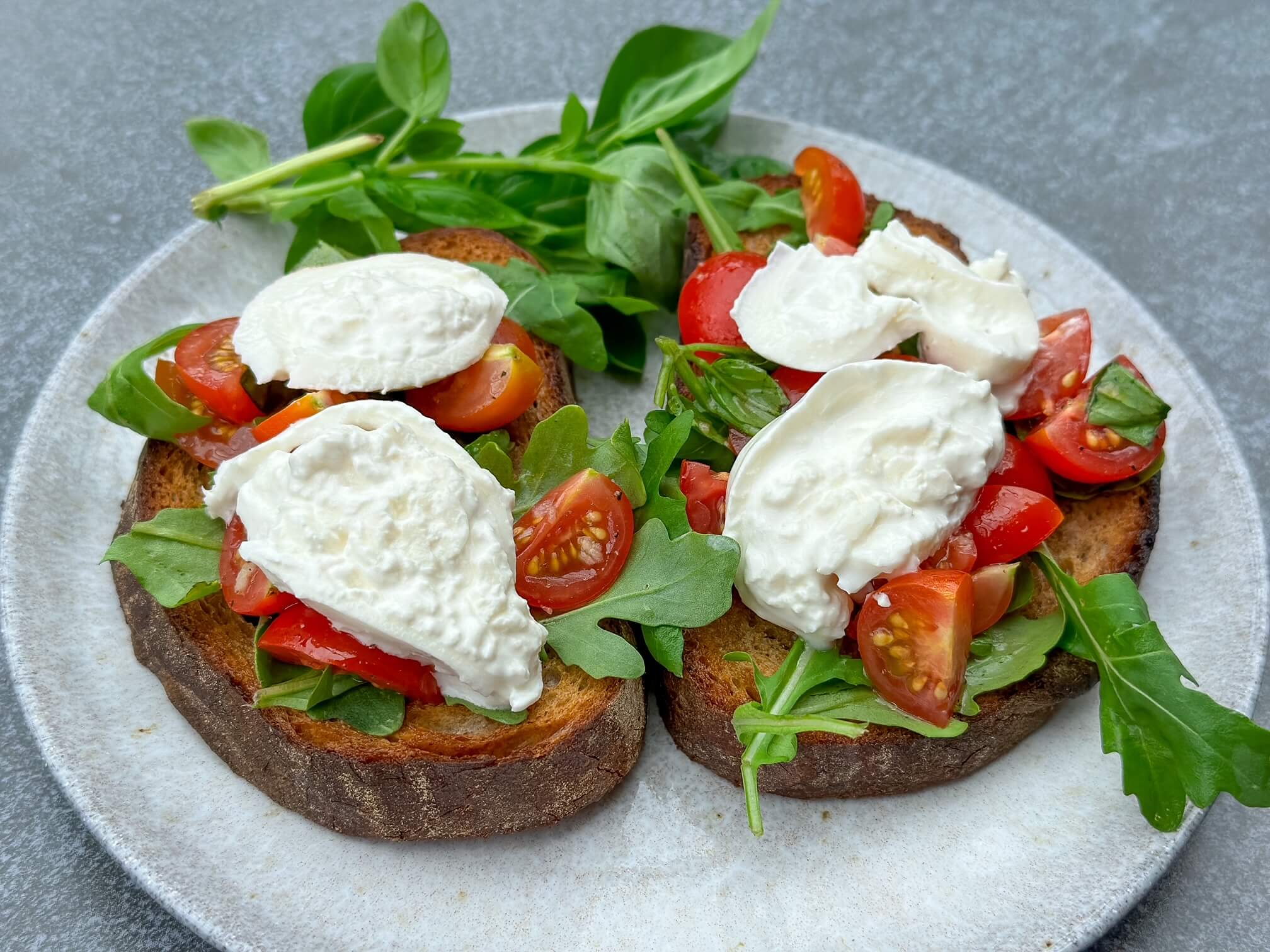 Bruschetta Crostini - einfacher Sommersnack
