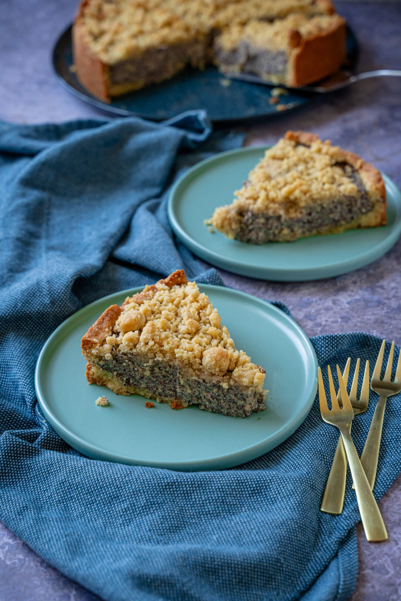 Omas saftiger Mohnkuchen mit Streusel - Streuselkuchen mit Mohn Omas saftiger Mohnkuchen mit Streusel - Streuselkuchen mit Mohn