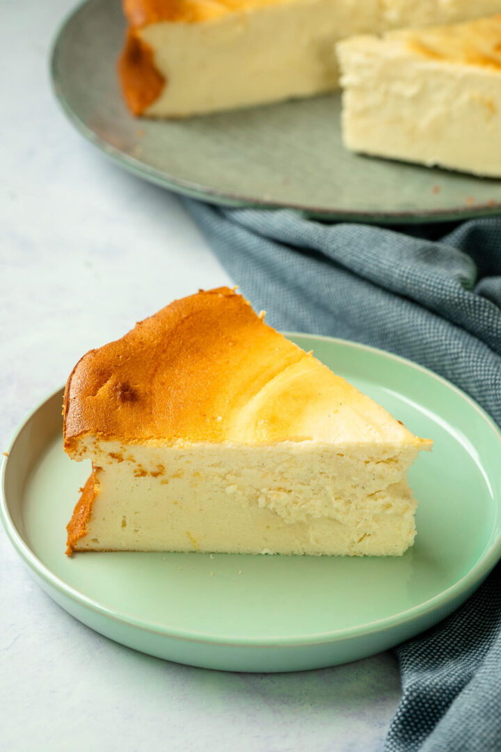 Cremiger Käsekuchen ohne Boden - lecker, schnell &amp; einfach