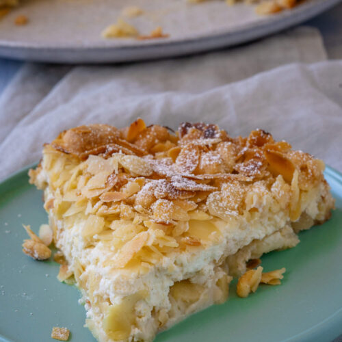 Apfel Käsekuchen mit Mandeln und Mürbeteig