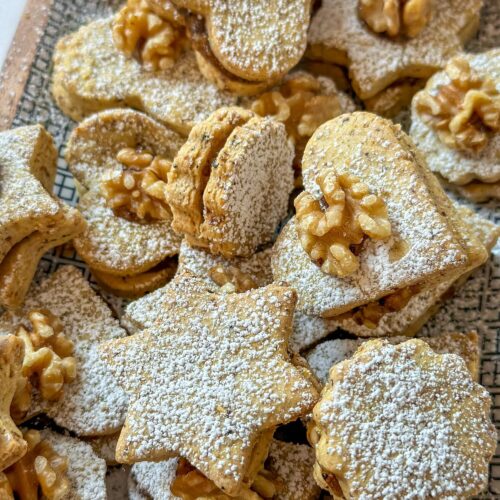 Gefüllte Walnuss Plätzchen