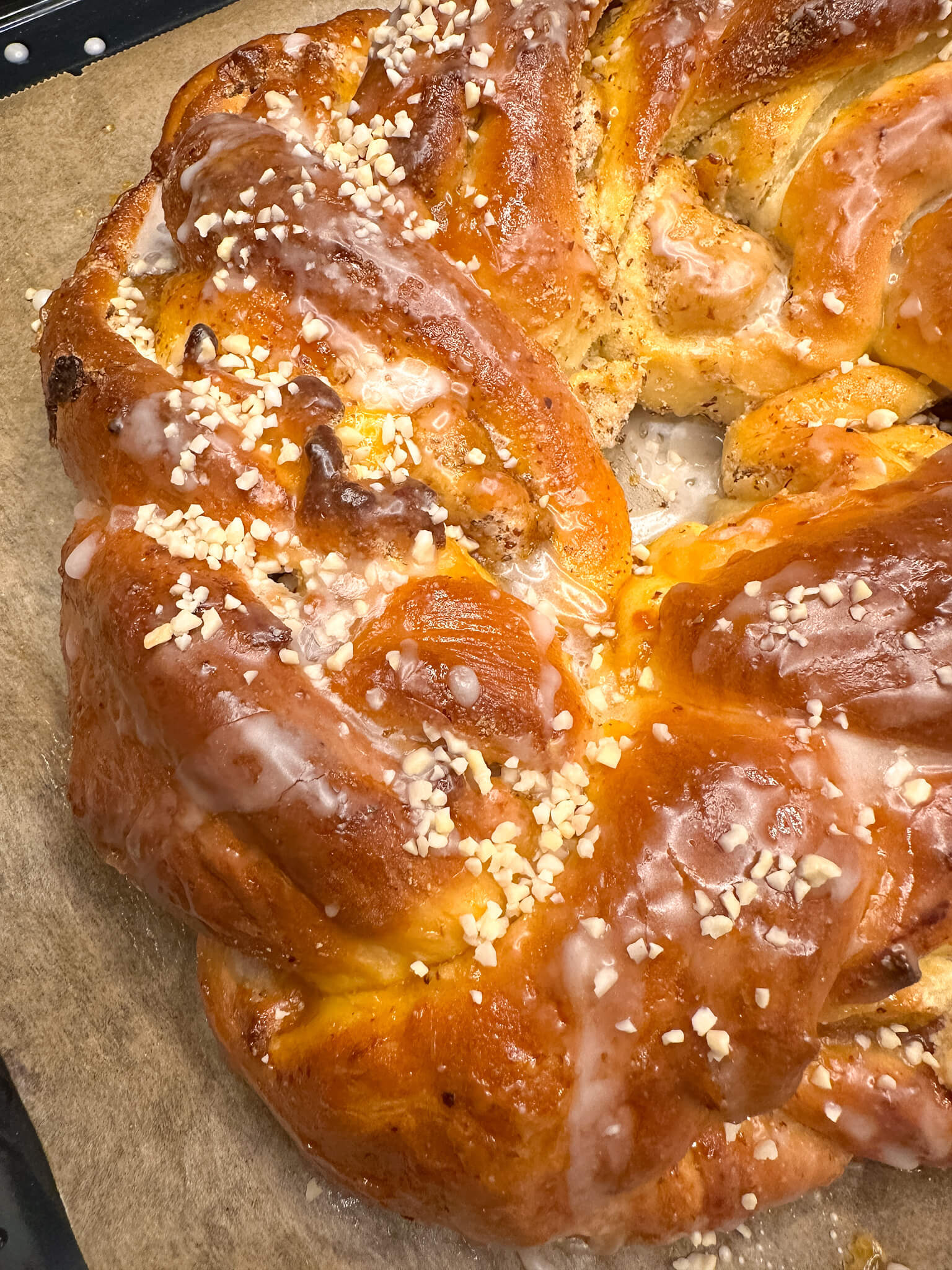 Mandel-Marzipan-Kranz - Marzipankuchen für die Weihnachtszeit - Einfach ...