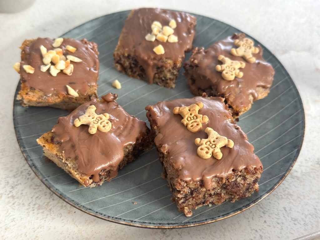 Schokoladenbrot Rezept - saftiger Schokokuchen zu Weihnachten
