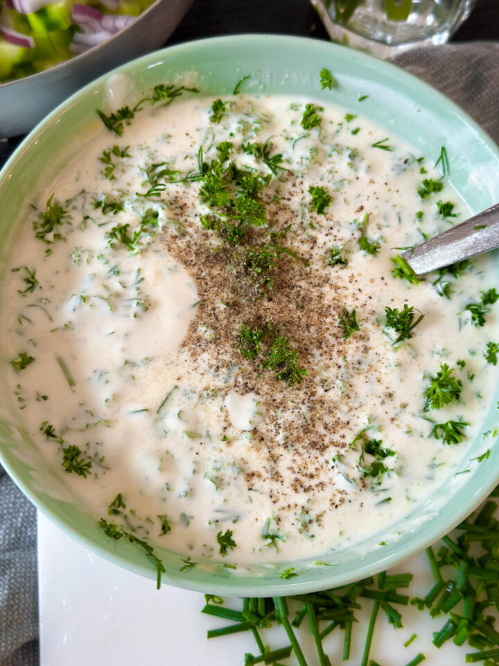 Mega knuspriger Kartoffelsalat mit Joghurtdressing
