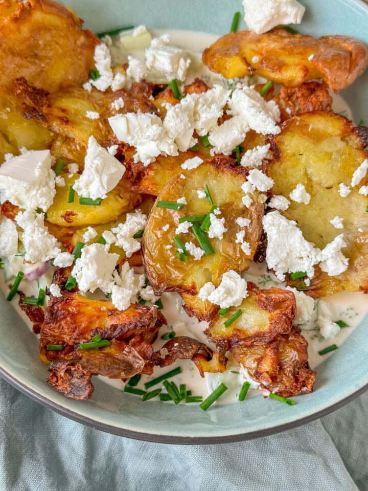 Mega knuspriger Kartoffelsalat mit Joghurtdressing