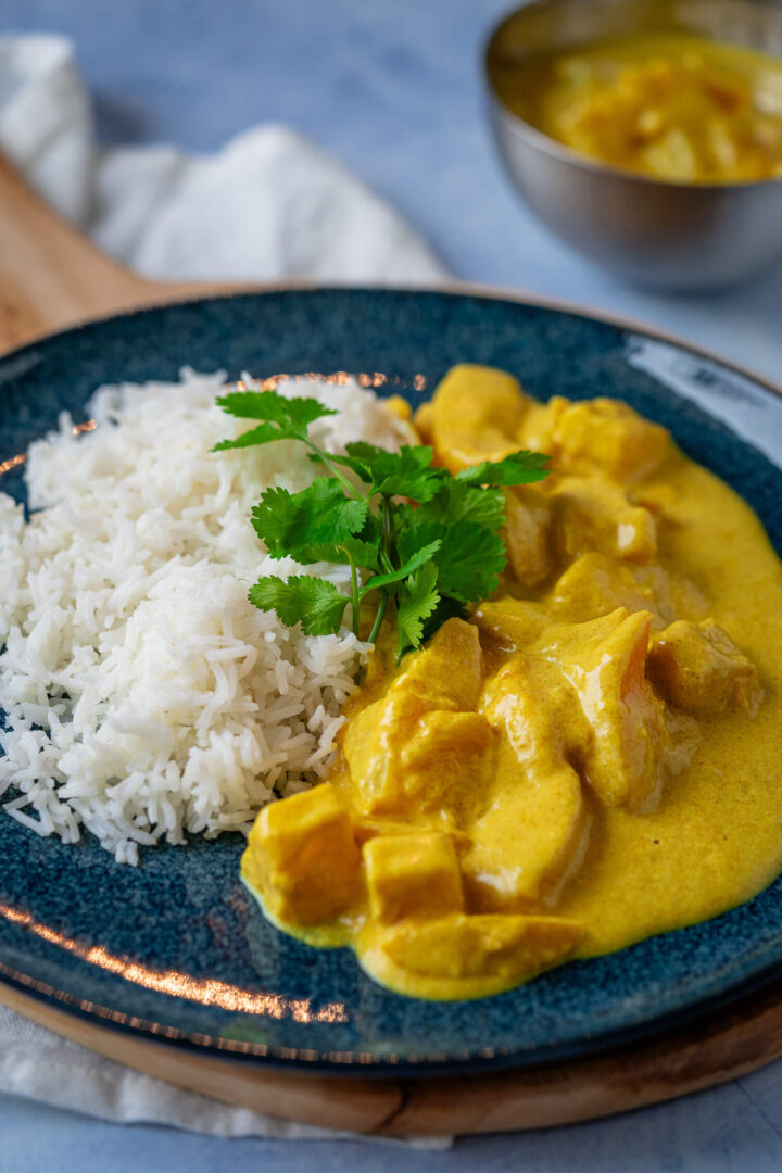 Blitz-Rezept: Vegetarisches Curry mit Pfirsich und Ananas Blitz-Rezept: Vegetarisches Curry mit Pfirsich und Ananas