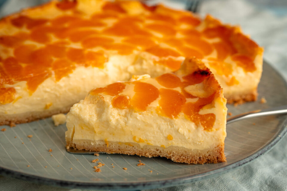 Omas bestes Rezept für Mandarinen-Schmandkuchen Omas bestes Rezept für Mandarinen-Schmandkuchen