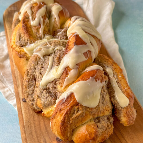 Nusszopf backen