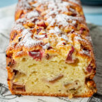 Rhabarberkuchen mit Joghurt