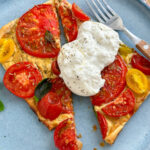 Blätterteig Tomatentarte mit Burrata