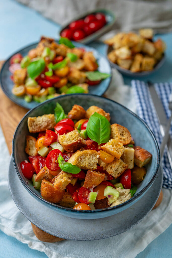 Einfaches Rezept für Brotsalat aus der Toskana