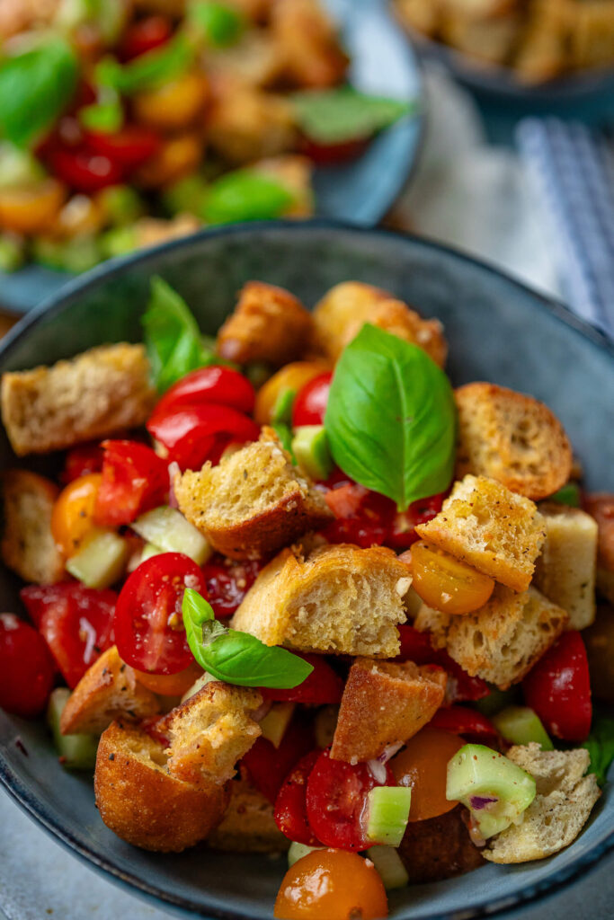 Einfaches Rezept für Brotsalat aus der Toskana