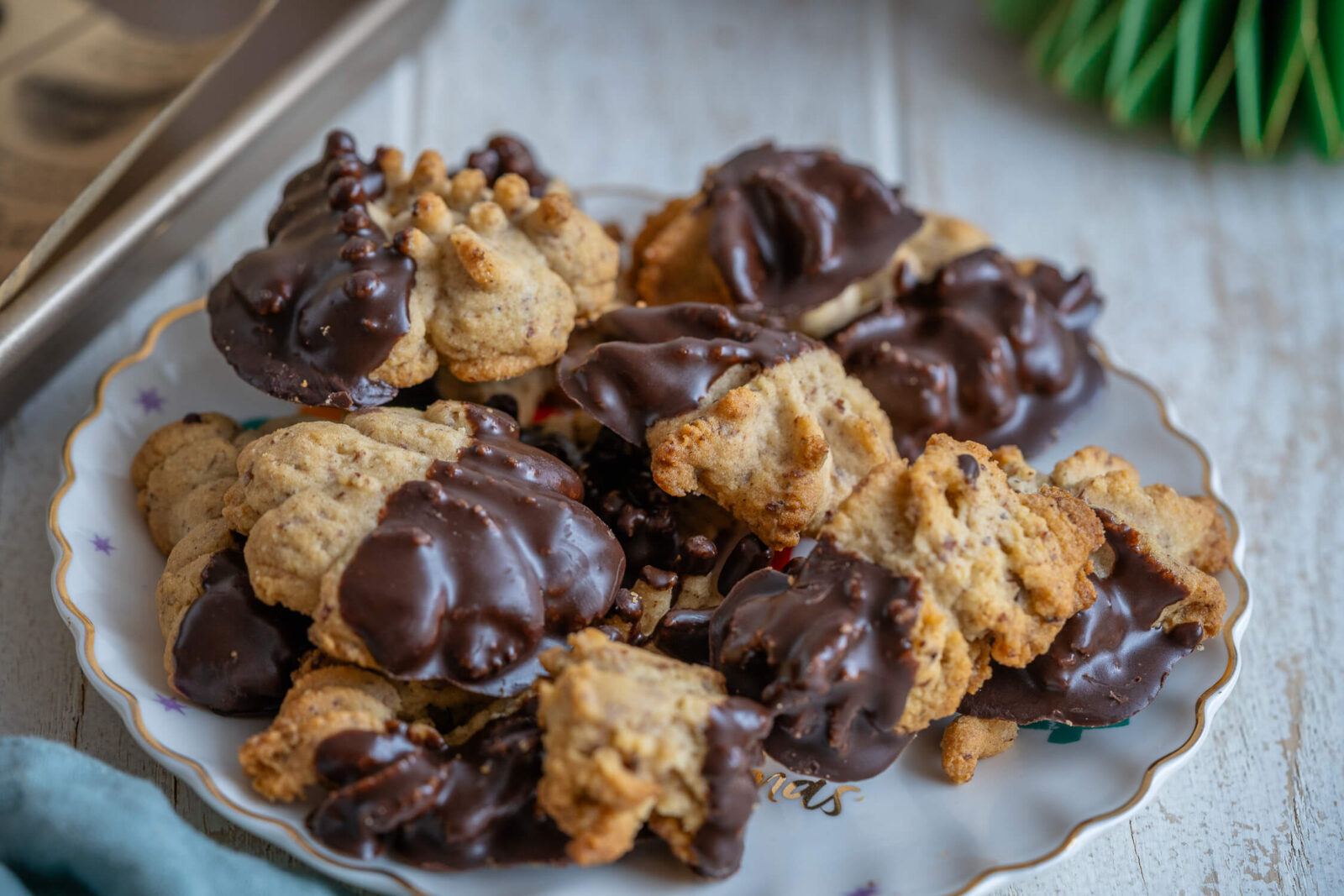 Zimt Busserl - einfache Weihnachtskekse mit der Gebäckpresse Zimt Busserl - einfache Weihnachtskekse mit der Gebäckpresse