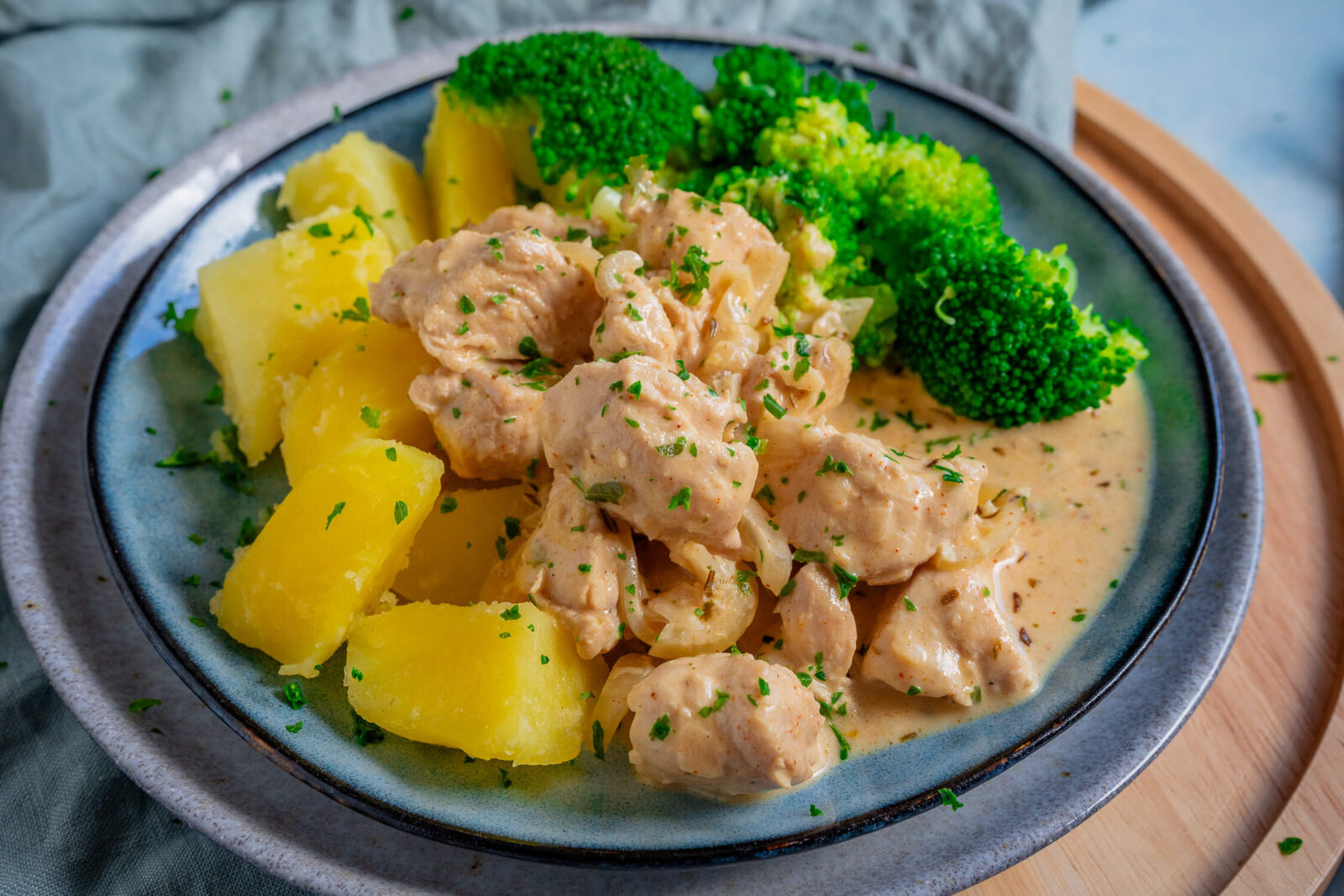 Schnelles Zwiebel-Sahne-Geschnetzeltes – einfach &amp; lecker