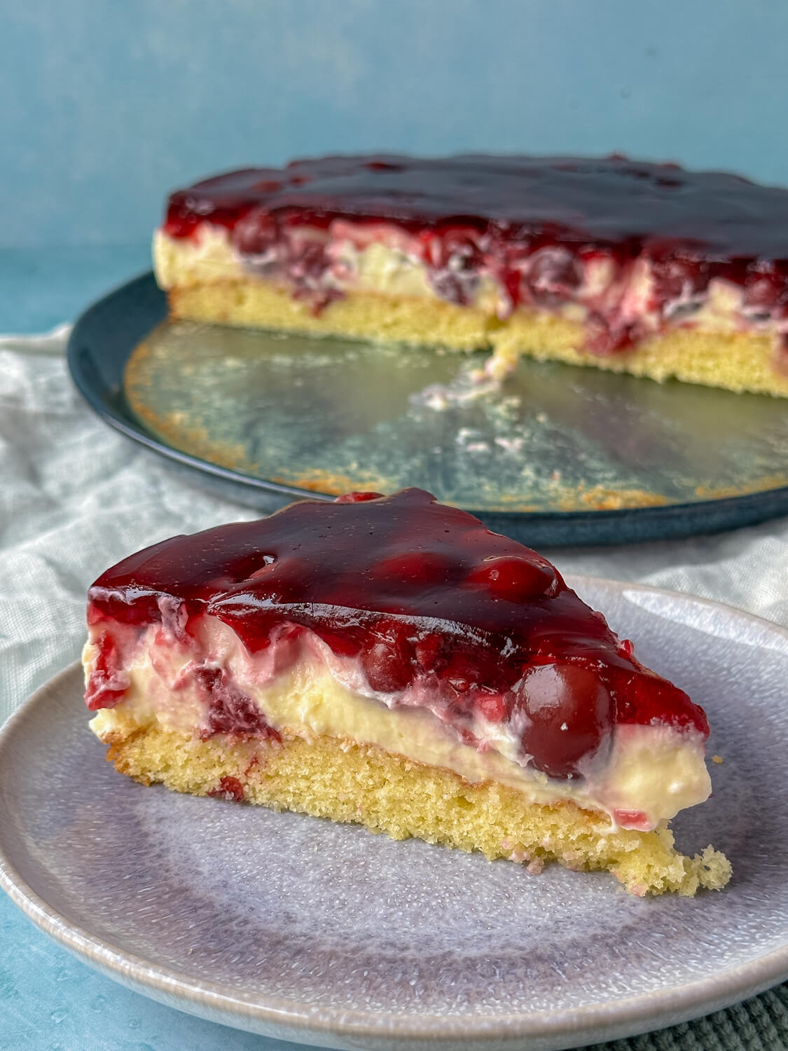 Schneller Kirsch-Schmand-Kuchen mit Rührteig - wie bei Oma Schneller Kirsch-Schmand-Kuchen mit Rührteig - wie bei Oma