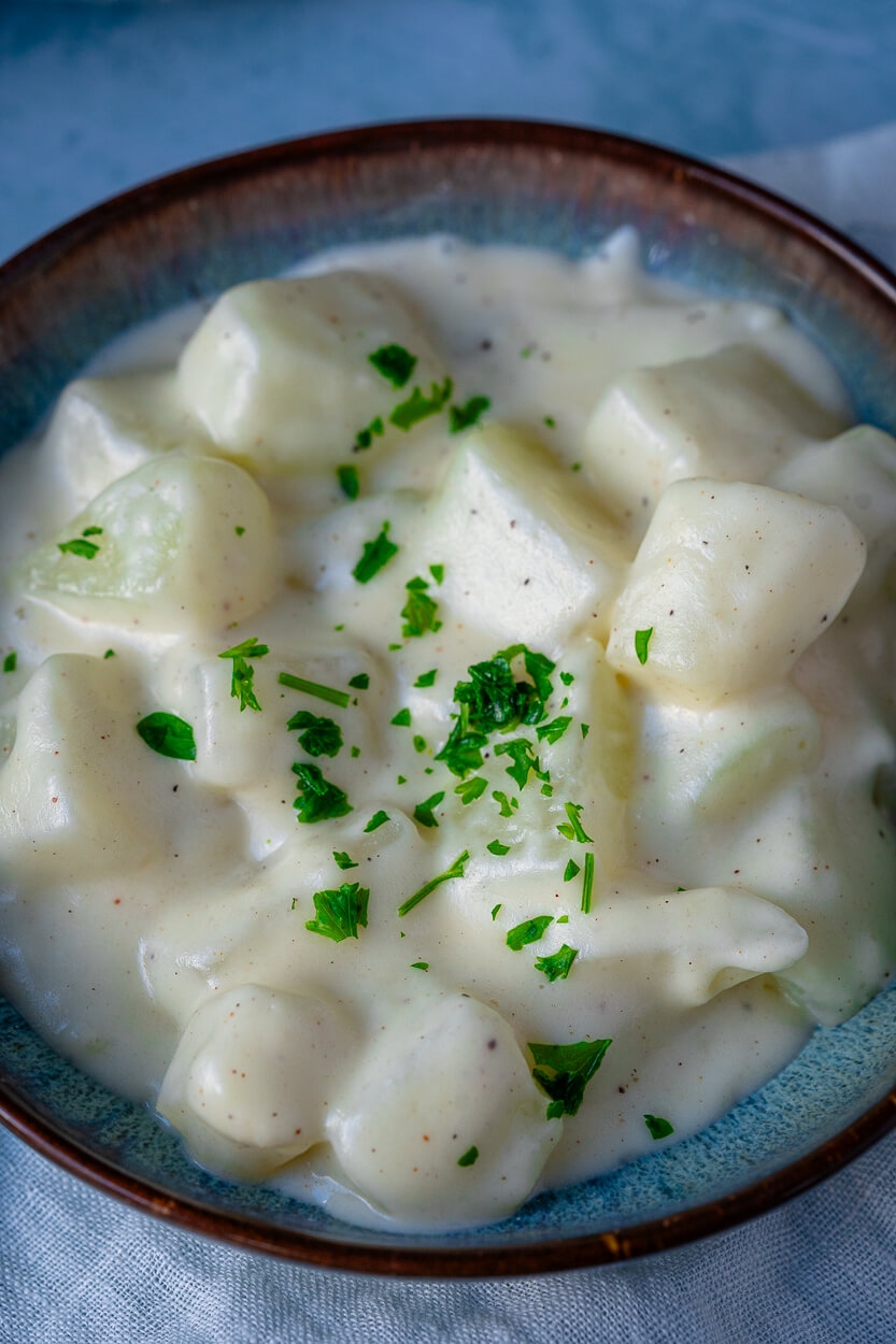 Rahmkohlrabi – einfaches Rezept für Gemüse in cremiger Soße - Einfach ...