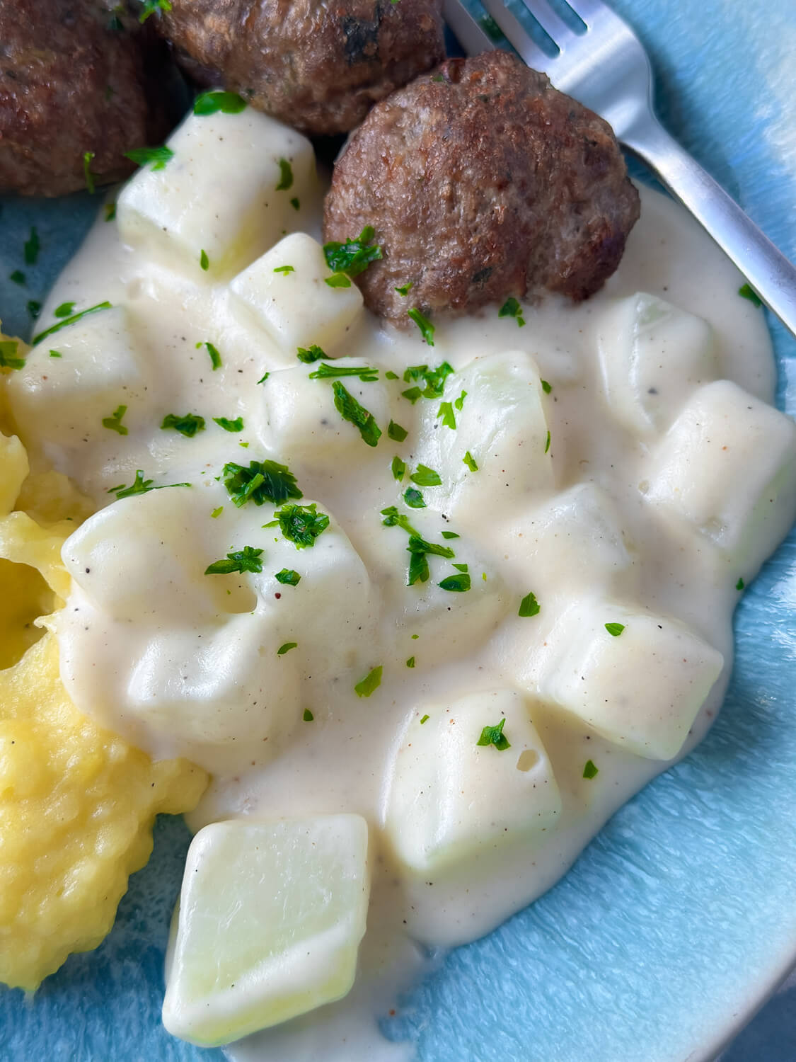 Rahmkohlrabi – einfaches Rezept für Gemüse in cremiger Soße - Einfach ...