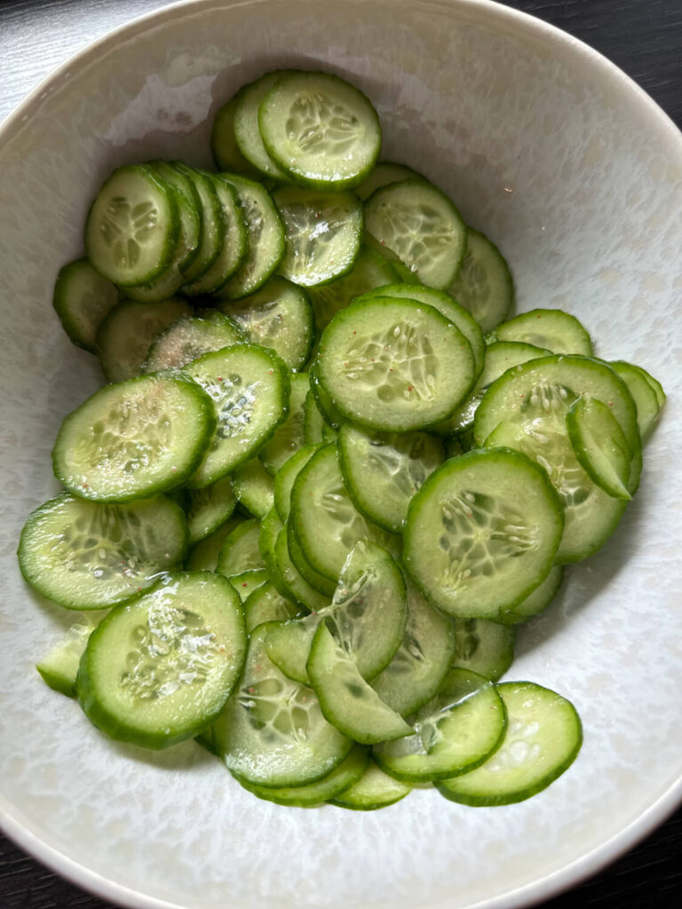 Gurken für den gehypten Asia Gurkensalat