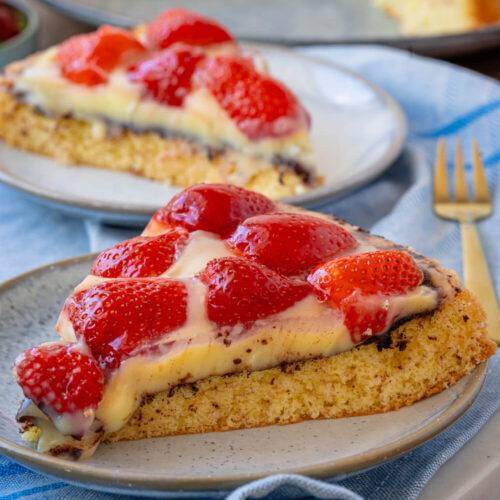 Erdbeerkuchen mit Vanillepudding