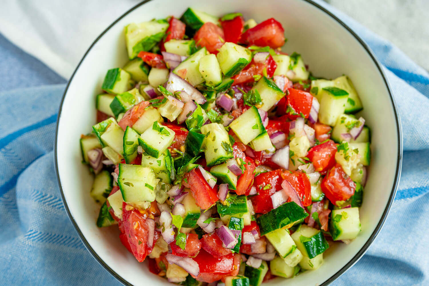 Tomaten Gurkensalat