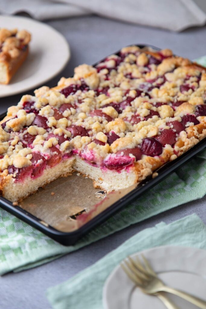 Pflaumenkuchen mit Streuseln