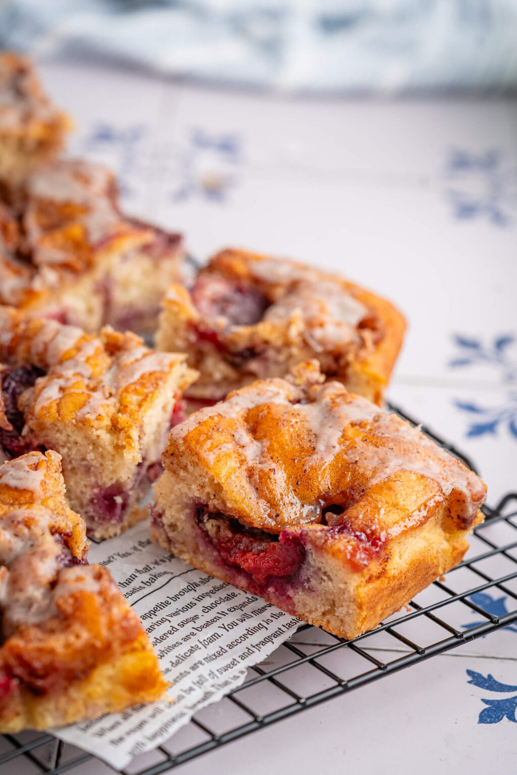 Pflaumenkuchen mit Zimt und Zucker - mega saftig und lecker