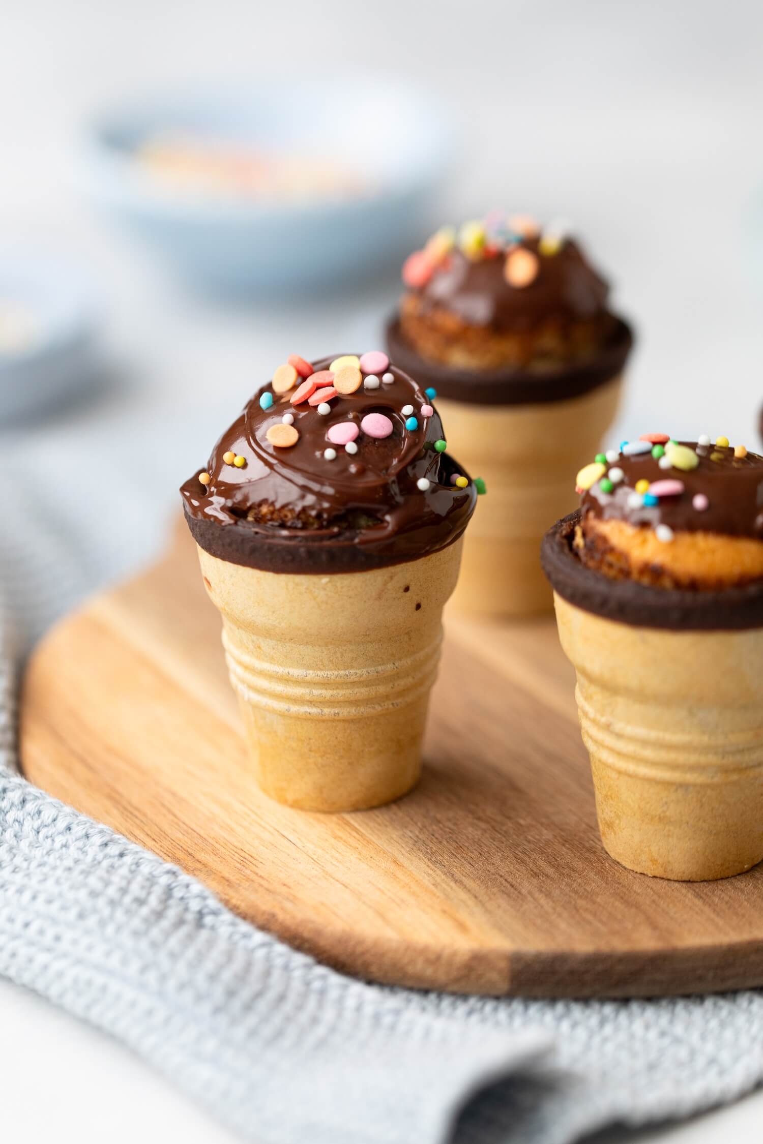 Kuchen im Waffelbecher