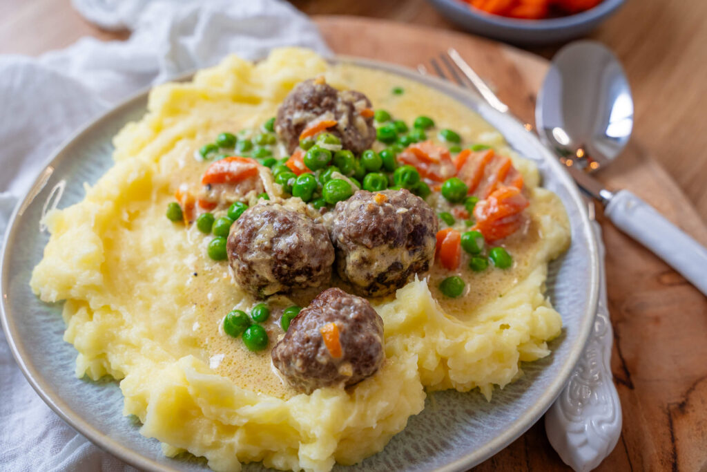 Wikingertopf mit Kartoffelbrei - perfektes Familienessen