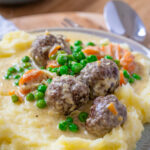 Wikingertopf mit Kartoffelpüree