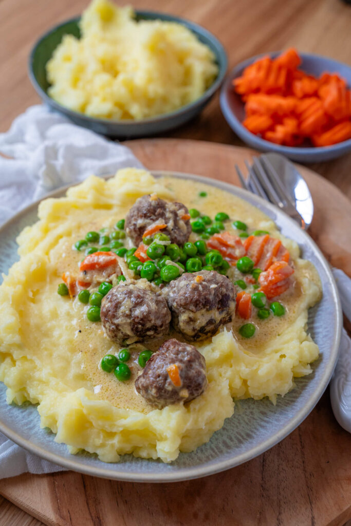 Wikingertopf mit Kartoffelpüree