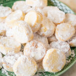 Omas Lieblingsplätzchen - Marzipanplätzchen von der Rolle