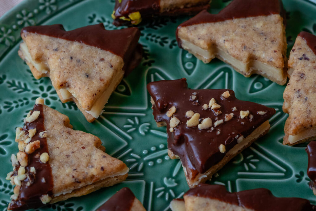 Nuss Marzipan Tannenbäume