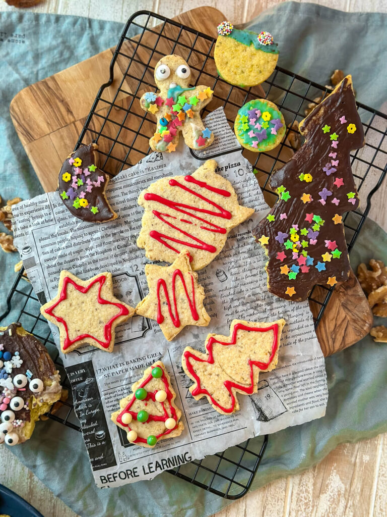 Diese Pistazien-Ausstechplätzchen sind einfach und richtig lecker – perfekt zum Verzieren!
