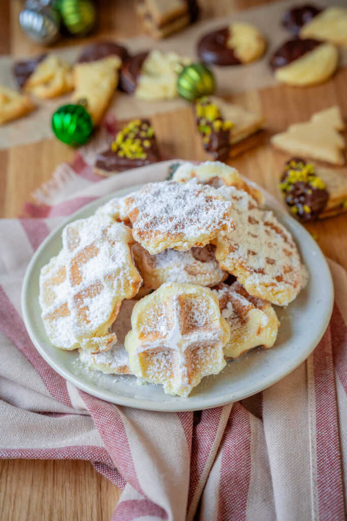 Waffelplätzchen - knusprige Kekse aus dem Waffeleisen